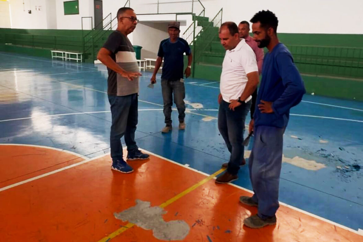Superintende de Esporte Avaliacao Pracas Esportivas-foto Divulgacao SECOM-PMFS